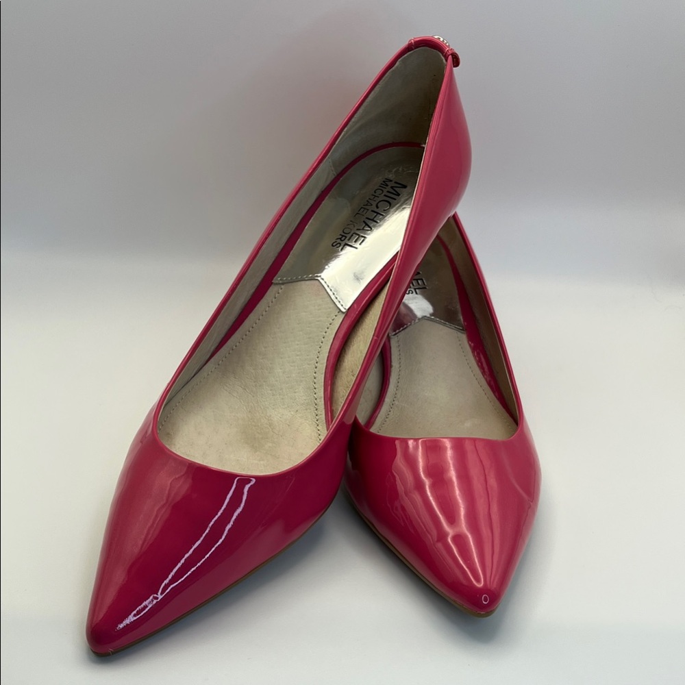 Michael Kors Fuchsia Patent Leather kitten Heels